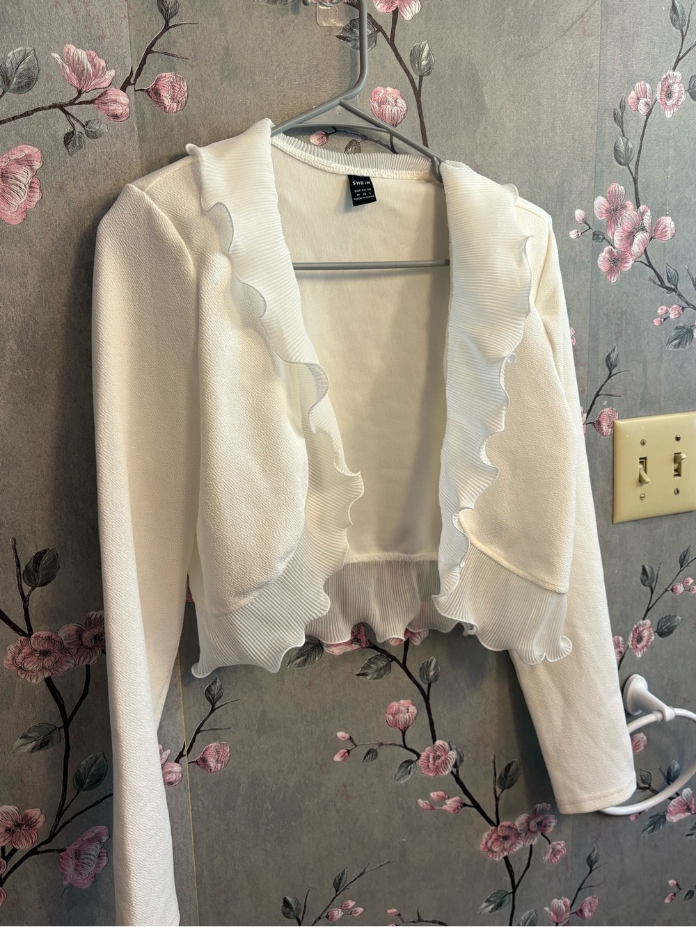SHEIN White Ruffled Edge Cropped Cardigan